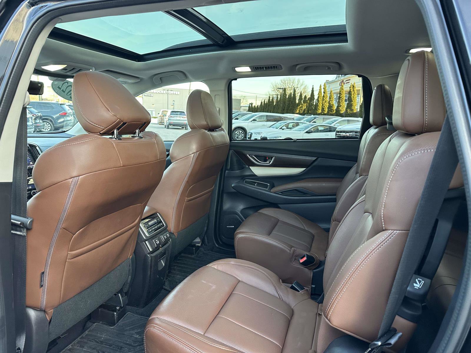 Used 2022 Subaru Ascent Touring w/ Popular Package #2A image 10