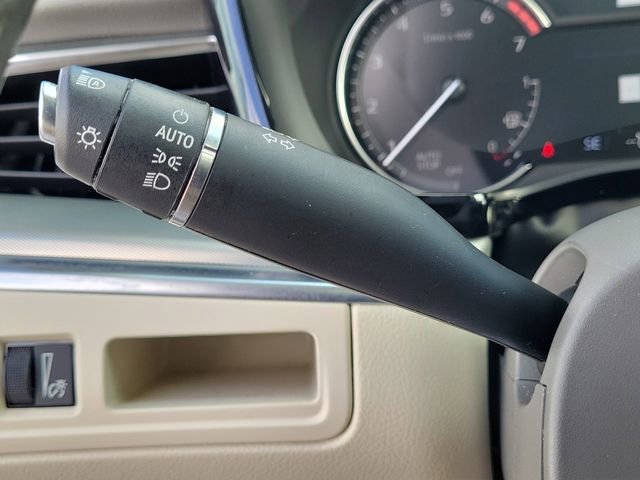 Used 2023 Cadillac XT5 Premium Luxury image 25