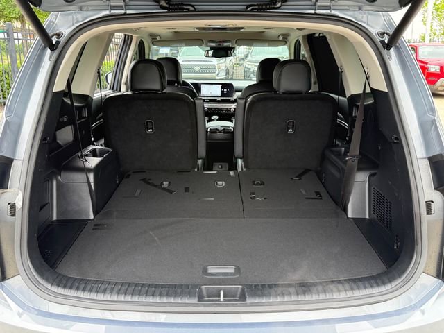 Used 2024 Kia Telluride EX w/ EX Captain's Chair Package AWD/4WD image 27
