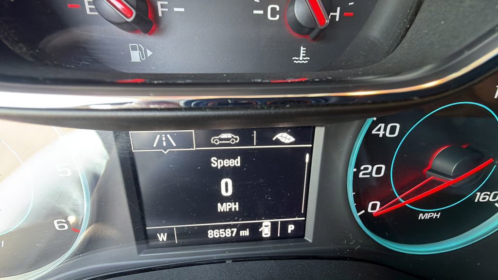 Used 2017 Chevrolet Cruze LT w/ Leather Package image 22