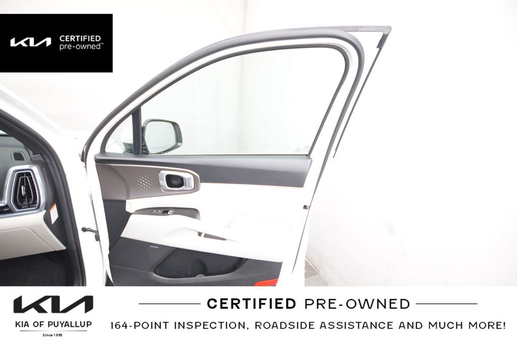 Certified 2025 Kia Sorento SX Prestige image 16