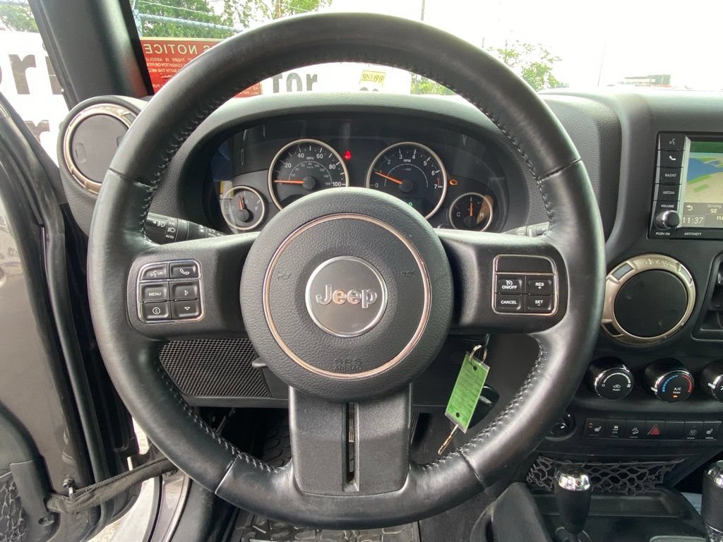Used 2016 Jeep Wrangler Unlimited Sahara AWD/4WD image 16
