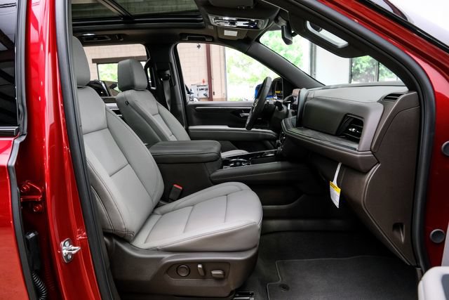 Used 2026 Chevrolet Tahoe Z71 w/ Comfort Package AWD/4WD image 63