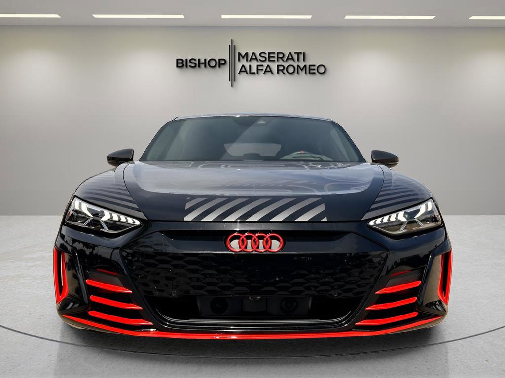 Used 2023 Audi RS e-tron GT image 3