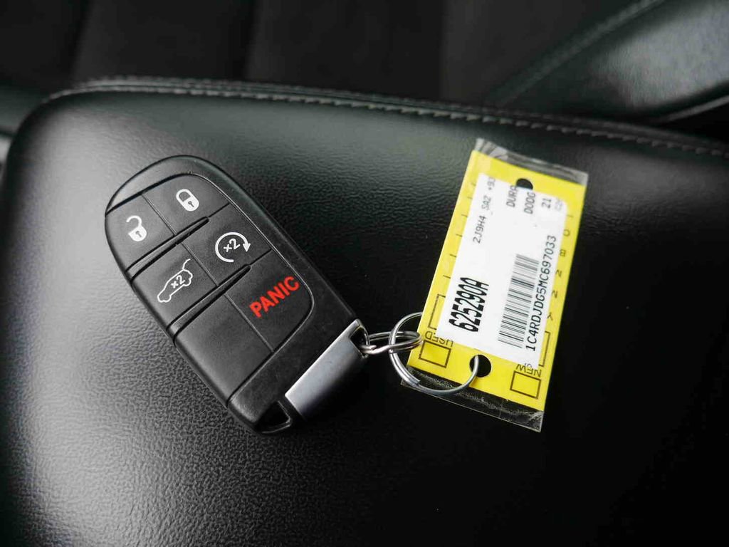 Used 2021 Dodge Durango GT image 30