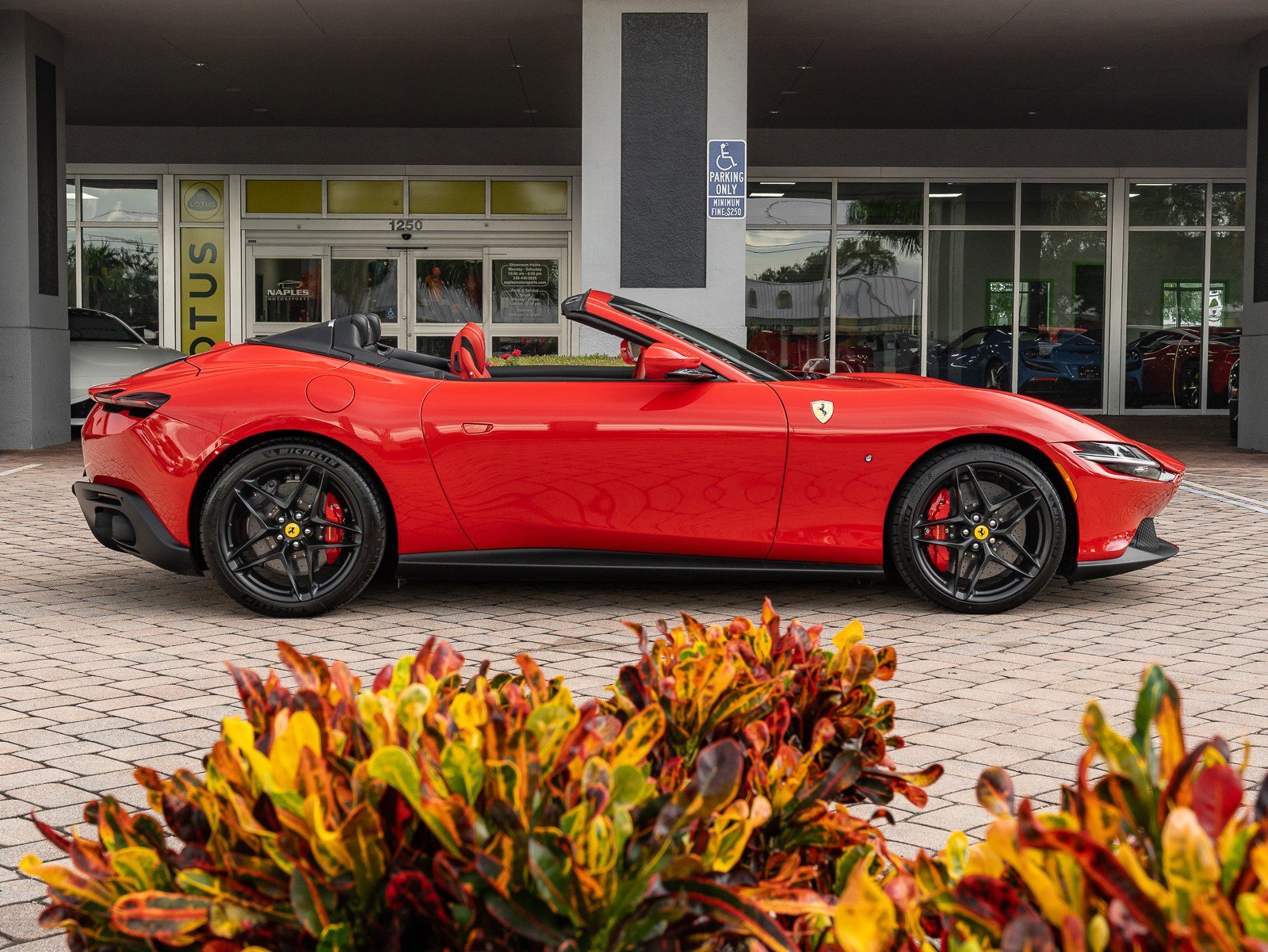 Used 2024 Ferrari Roma Spider image 20
