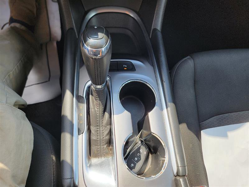 Used 2017 Chevrolet Malibu LT w/ Driver Confidence Package image 28