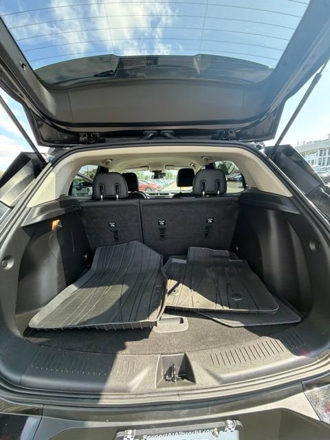 Certified 2022 Buick Encore GX Preferred w/ Cold Weather Comfort Package AWD/4WD image 23
