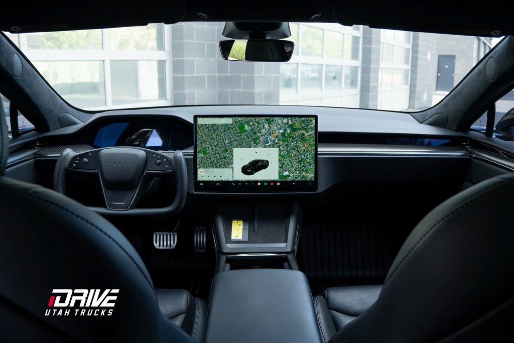 Used 2021 Tesla Model S Plaid image 24