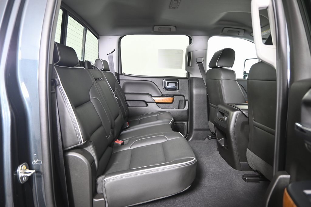 Used 2019 Chevrolet Silverado 3500 High Country w/ Duramax Plus Package image 21