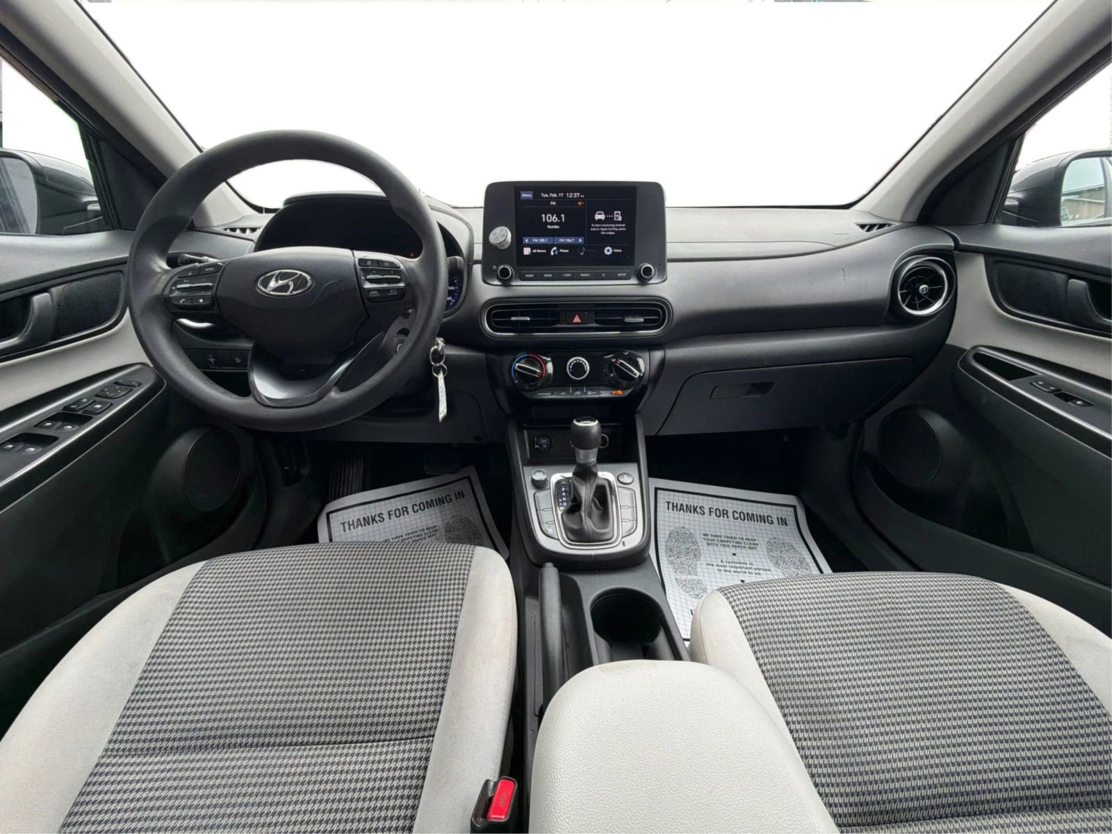 Used 2023 Hyundai Kona SE image 22