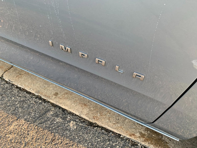 Used 2014 Chevrolet Impala LT w/ Convenience Package FWD image 10