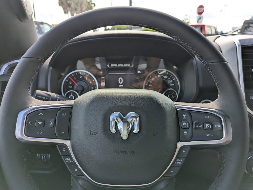 New 2026 RAM 1500 4x4 Crew Cab image 24