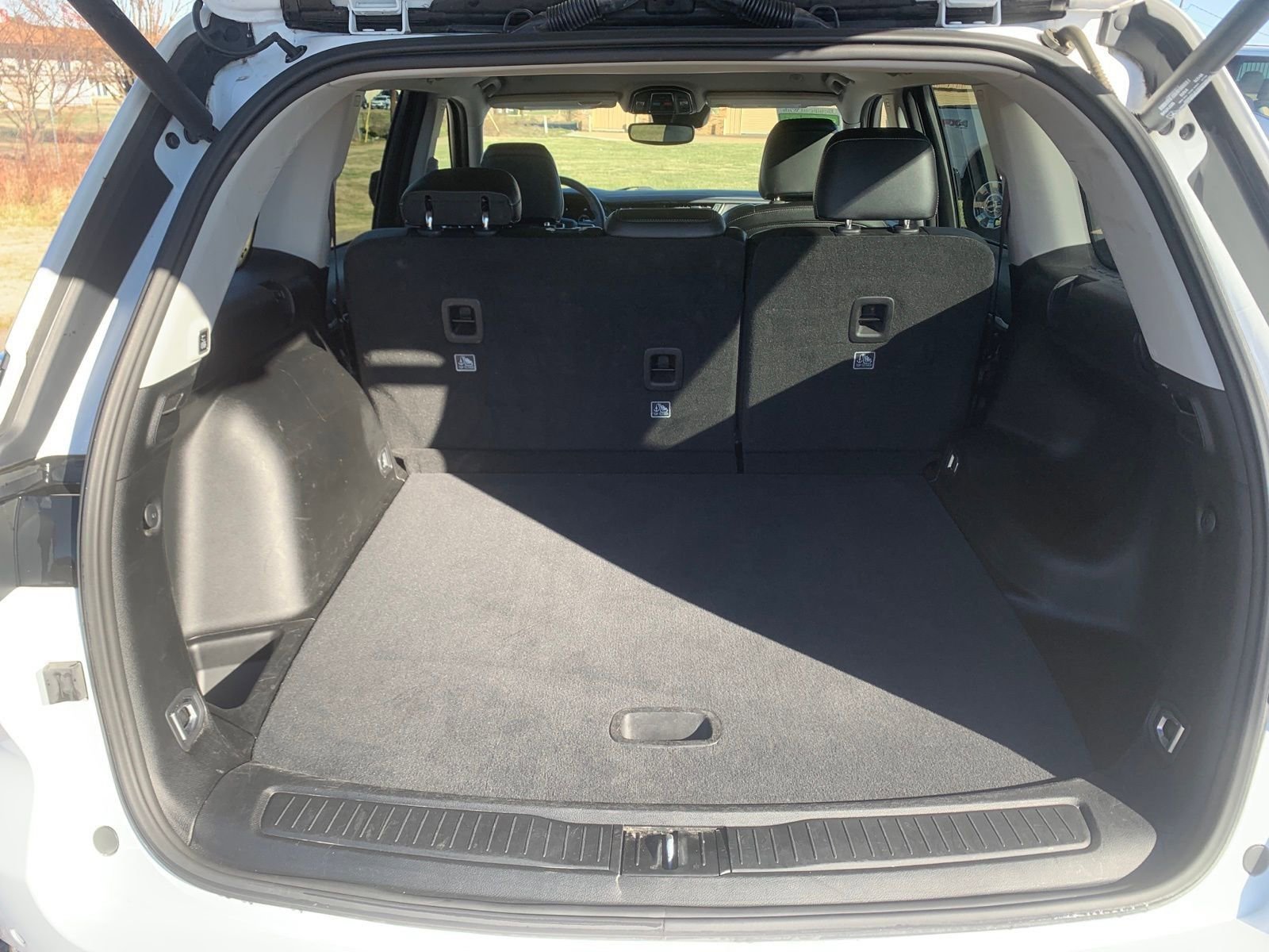 Used 2023 Jeep Grand Cherokee Limited image 30