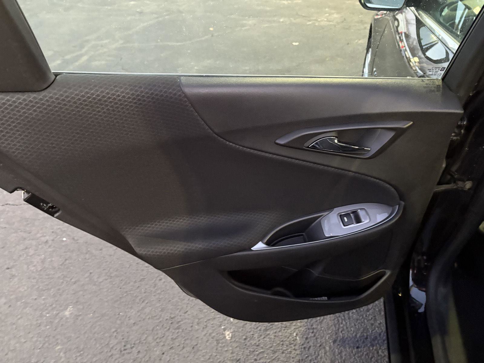 Used 2024 Chevrolet Malibu LT image 12