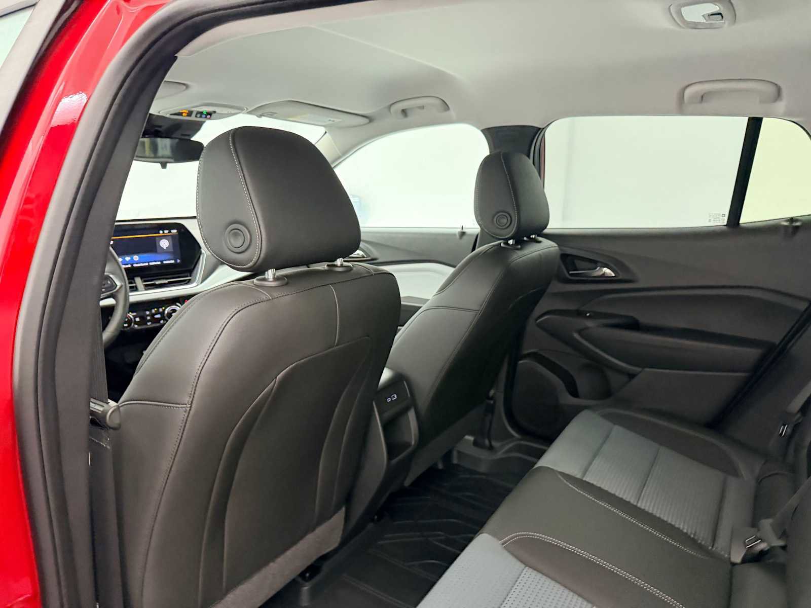 New 2026 Chevrolet Trax LT w/ Driver Confidence Package image 19