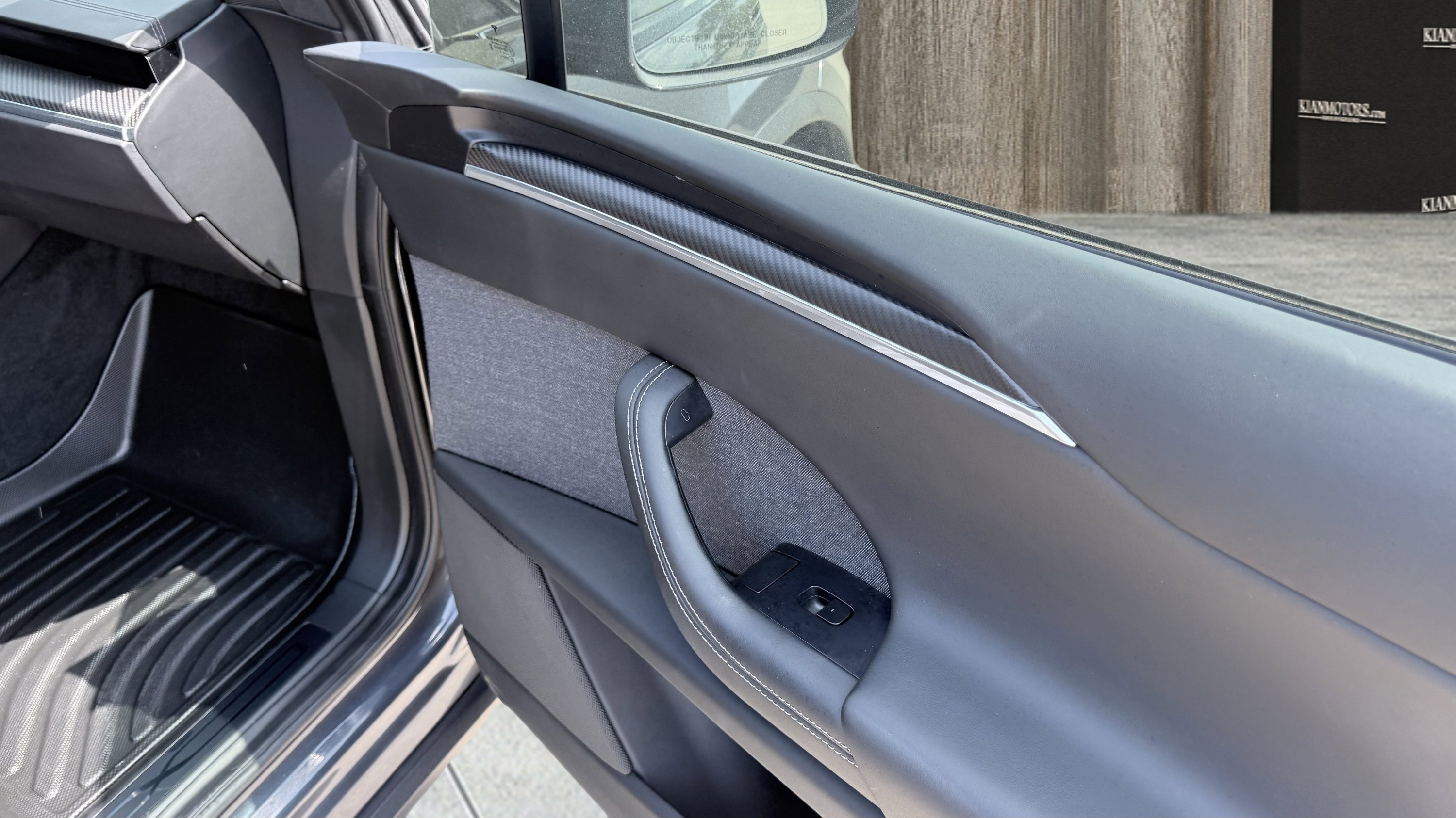 Used 2023 Tesla Model X Plaid image 47