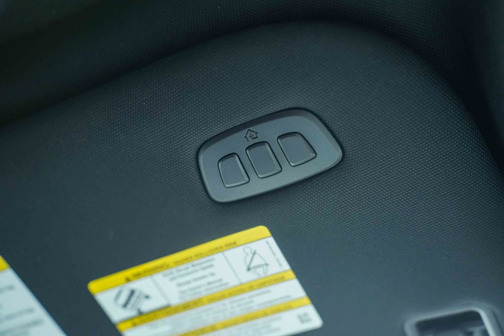 Used 2025 Ford Expedition Tremor image 48