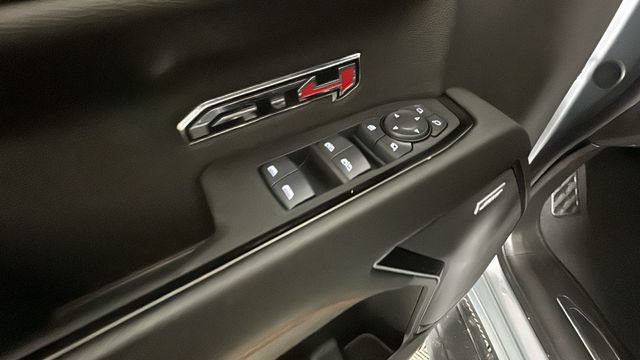 Used 2024 GMC Sierra 1500 AT4 w/ Technology Package AWD/4WD image 10