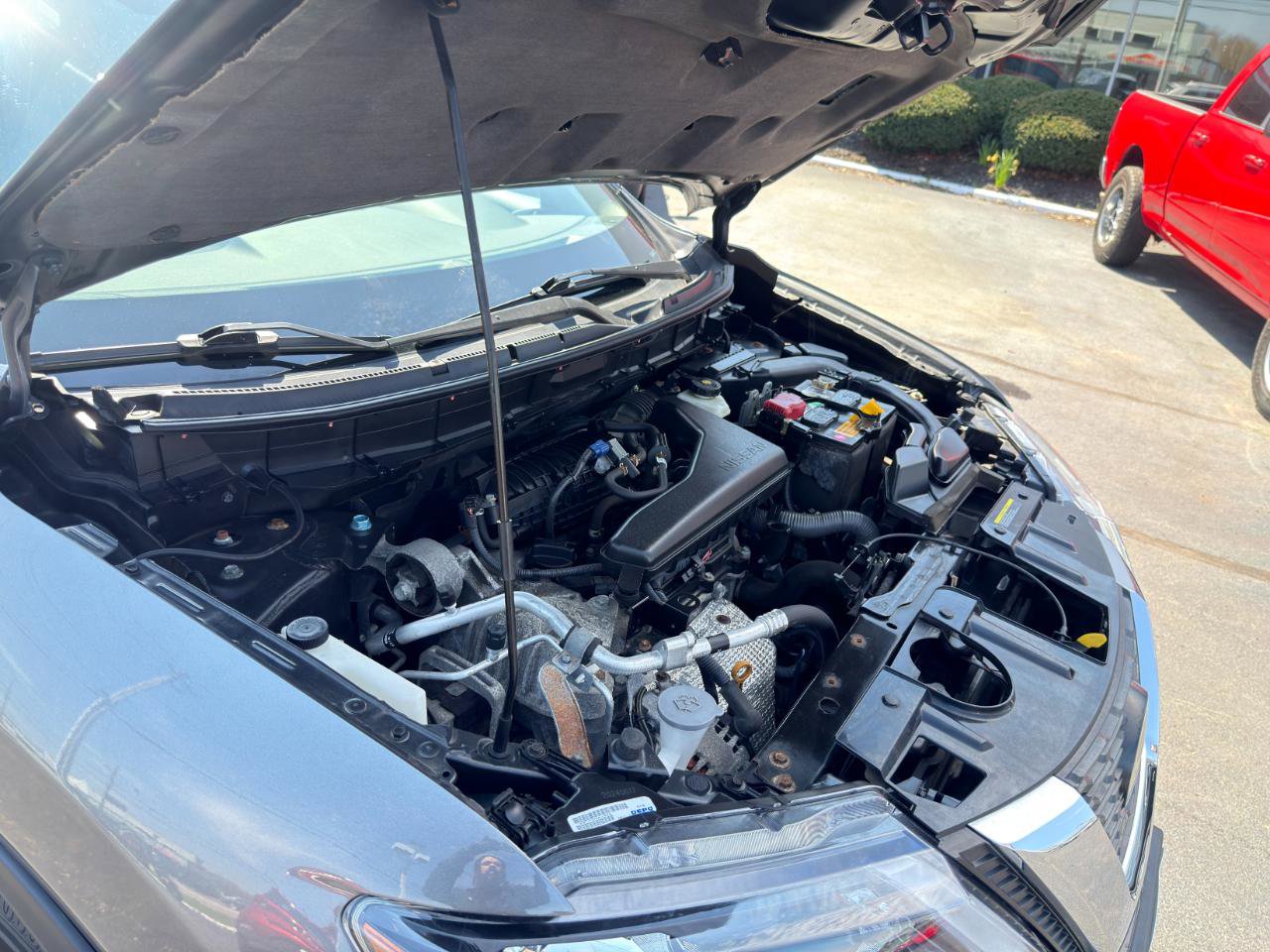 Used 2018 Nissan Rogue S w/ S Value Package image 58