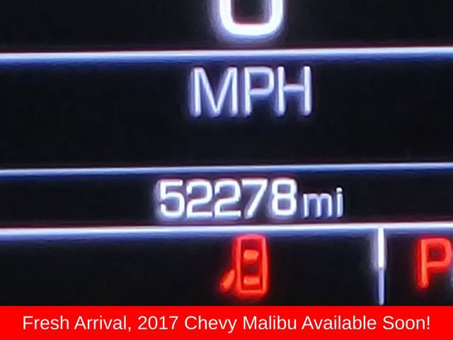 Used 2017 Chevrolet Malibu LT image 31