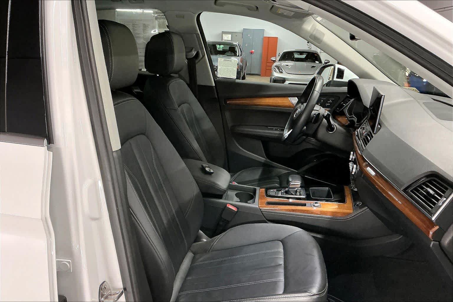Certified 2023 Audi Q5 2.0T Premium Plus w/ Premium Plus Package AWD/4WD image 10