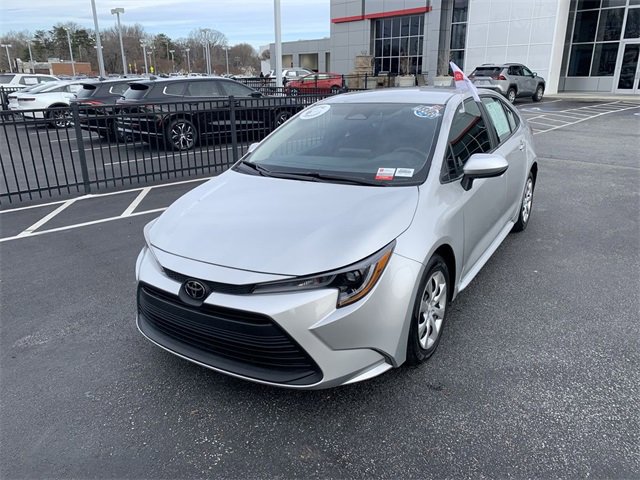 Used 2025 Toyota Corolla LE