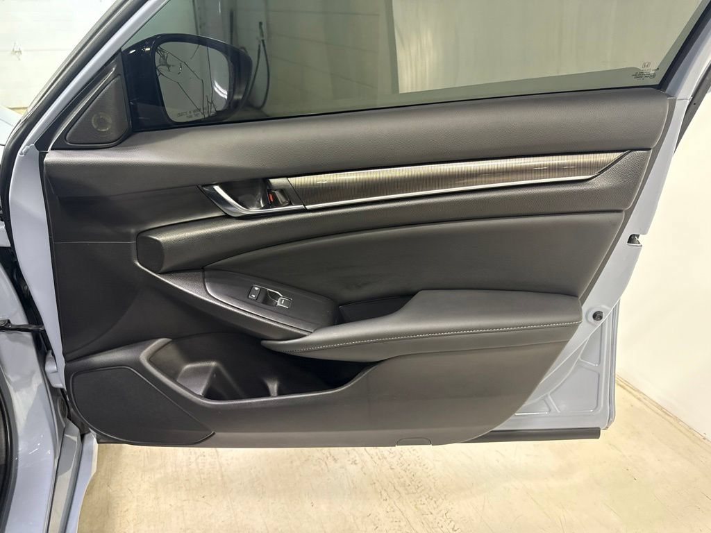 Used 2022 Honda Accord Sport image 40