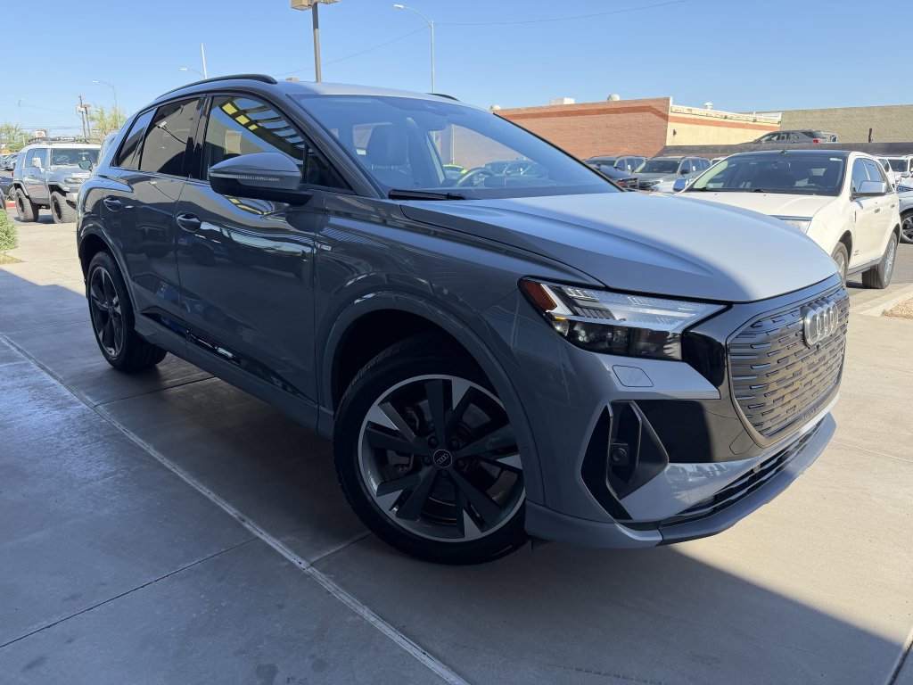 Used 2023 Audi Q4 e-tron Prestige w/ Black Optic Package image 6