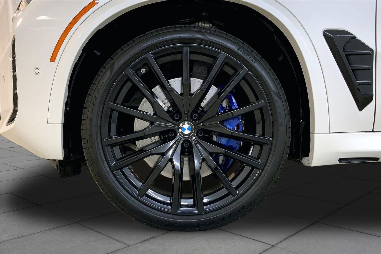 Used 2026 BMW X5 M60i AWD/4WD image 10