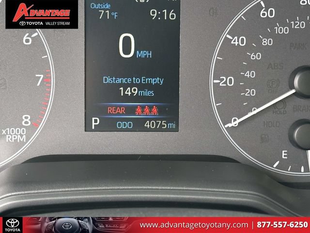 Used 2025 Toyota Corolla LE FWD image 29