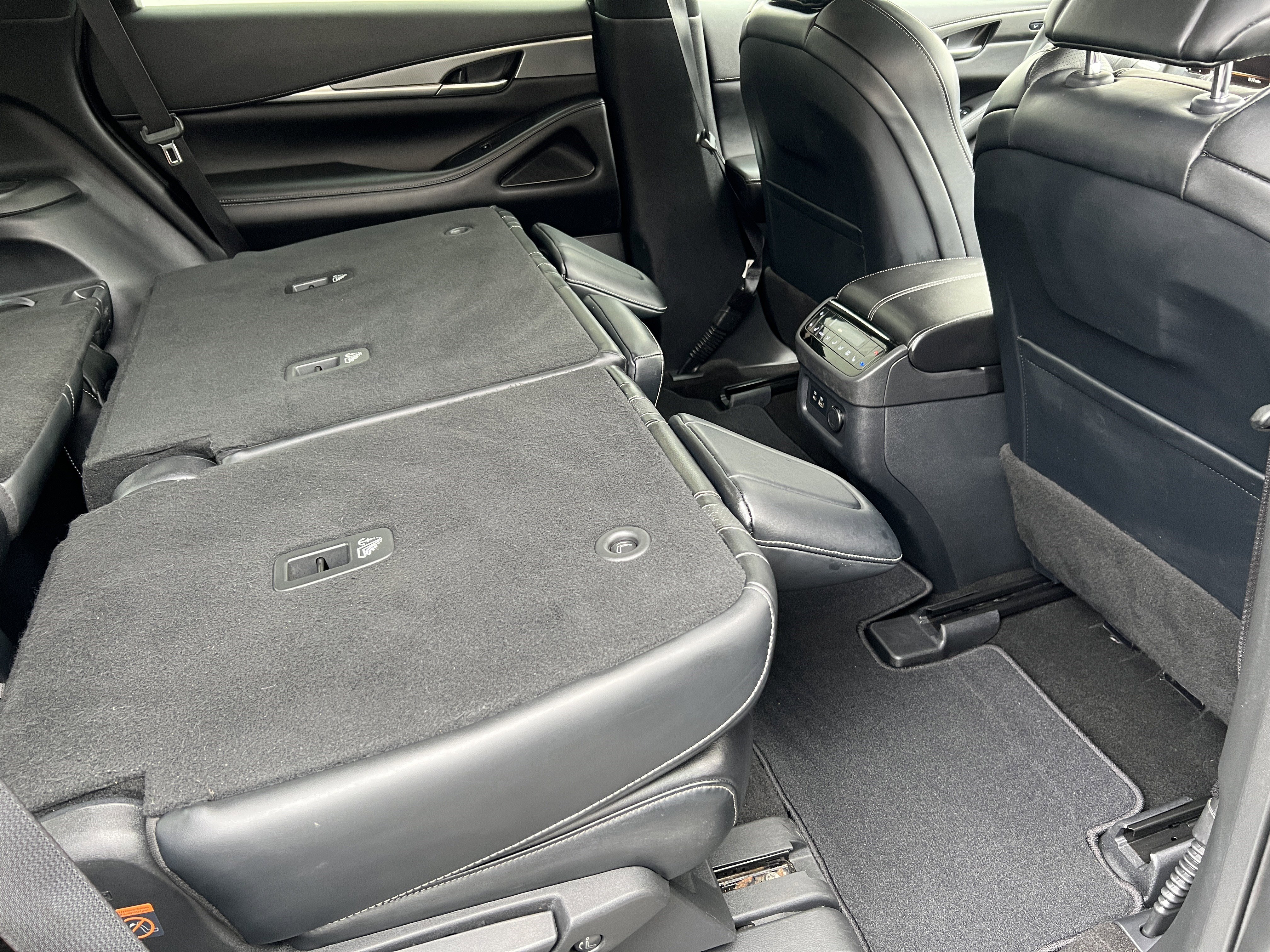 Used 2023 INFINITI QX60 Luxe image 25