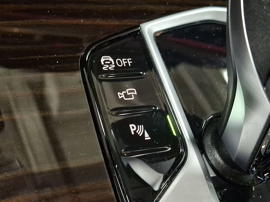 Certified 2023 BMW X5 xDrive40i w/ Premium Package image 20