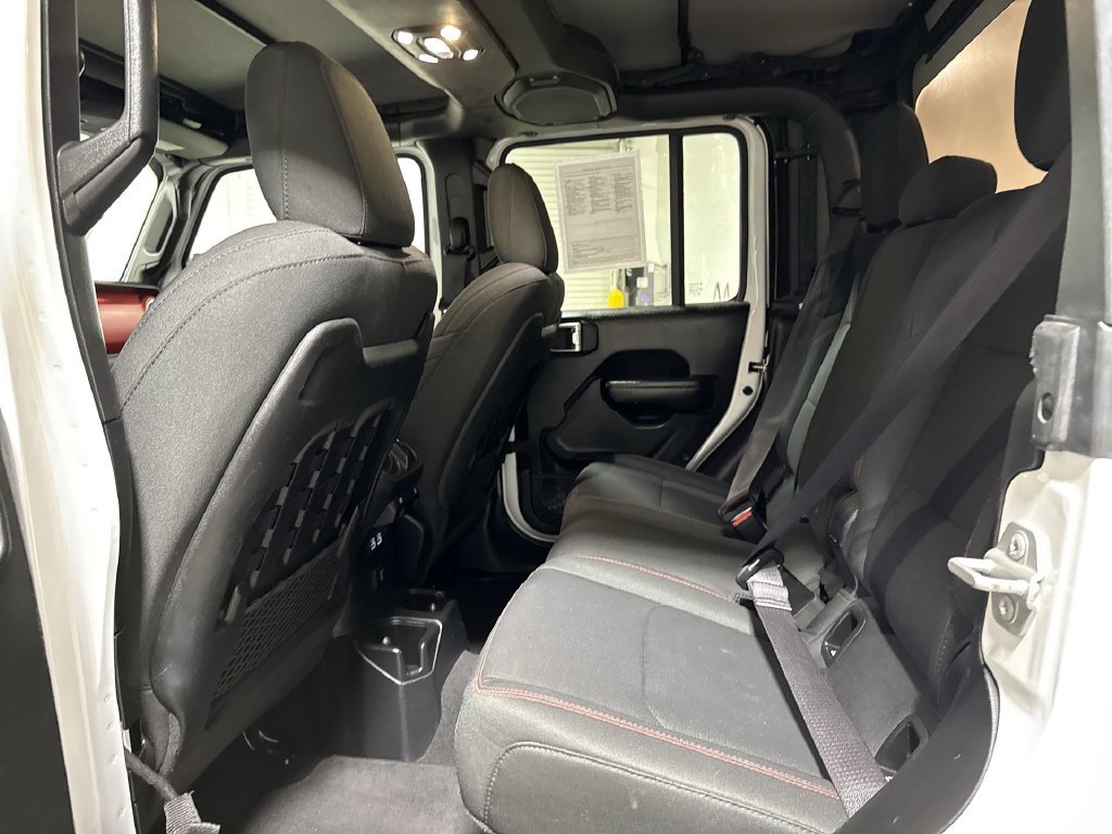 Used 2021 Jeep Gladiator Rubicon AWD/4WD image 22