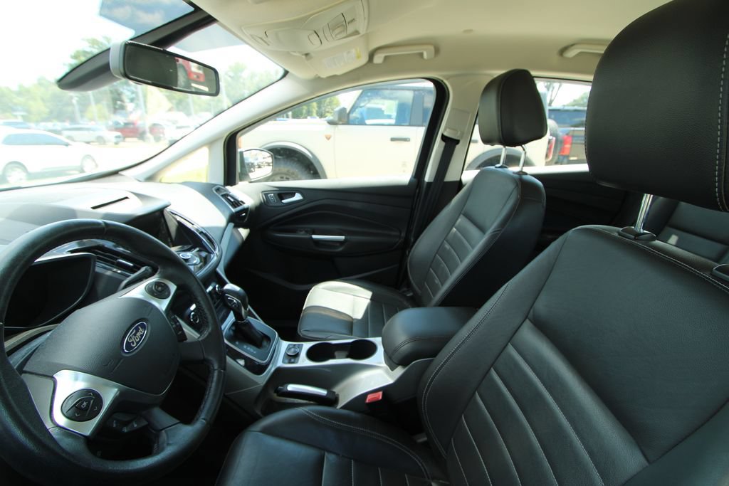 Used 2013 Ford C-MAX SEL FWD image 16