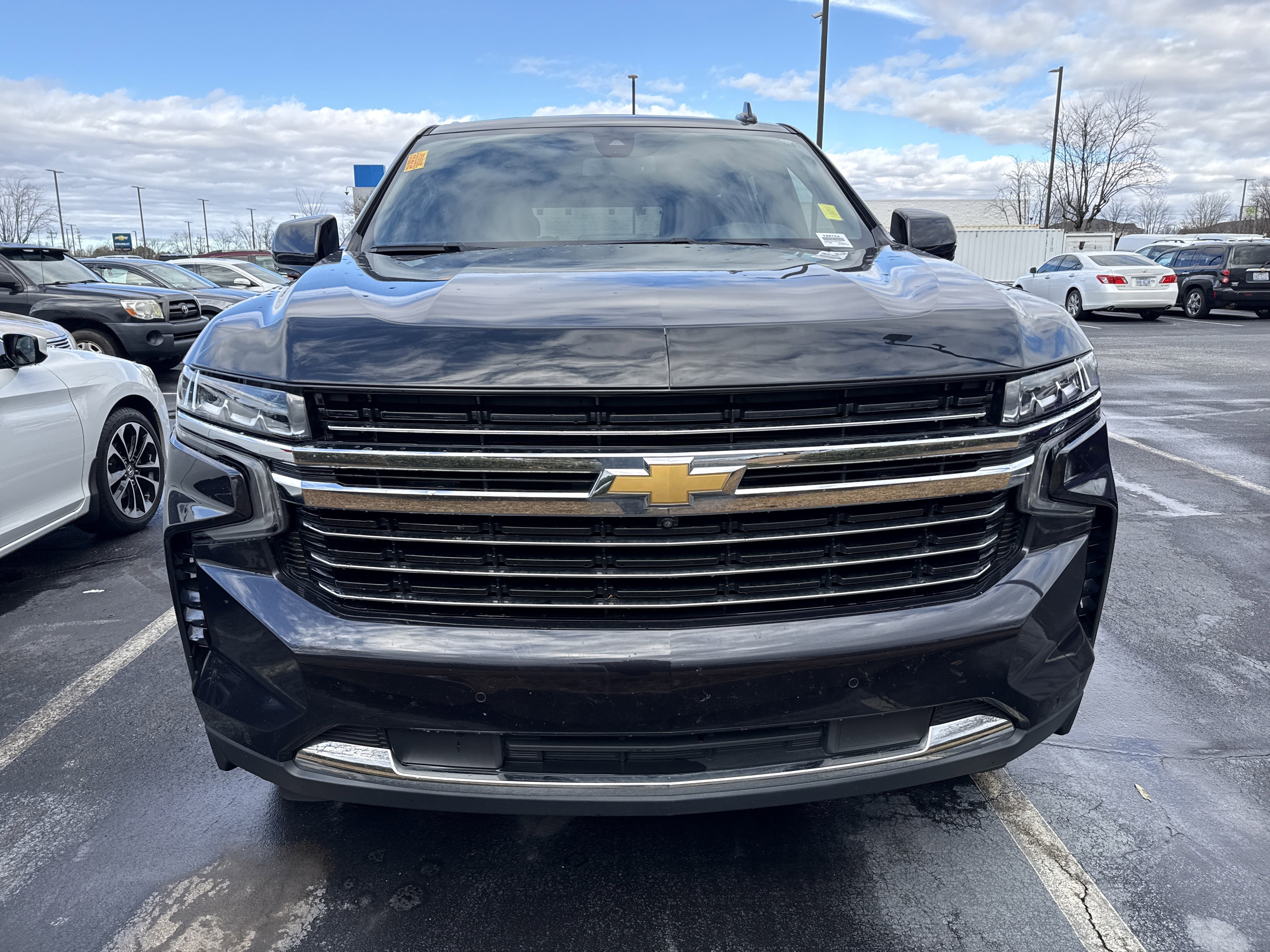 Used 2022 Chevrolet Tahoe LT w/ LT Signature Plus Package image 3