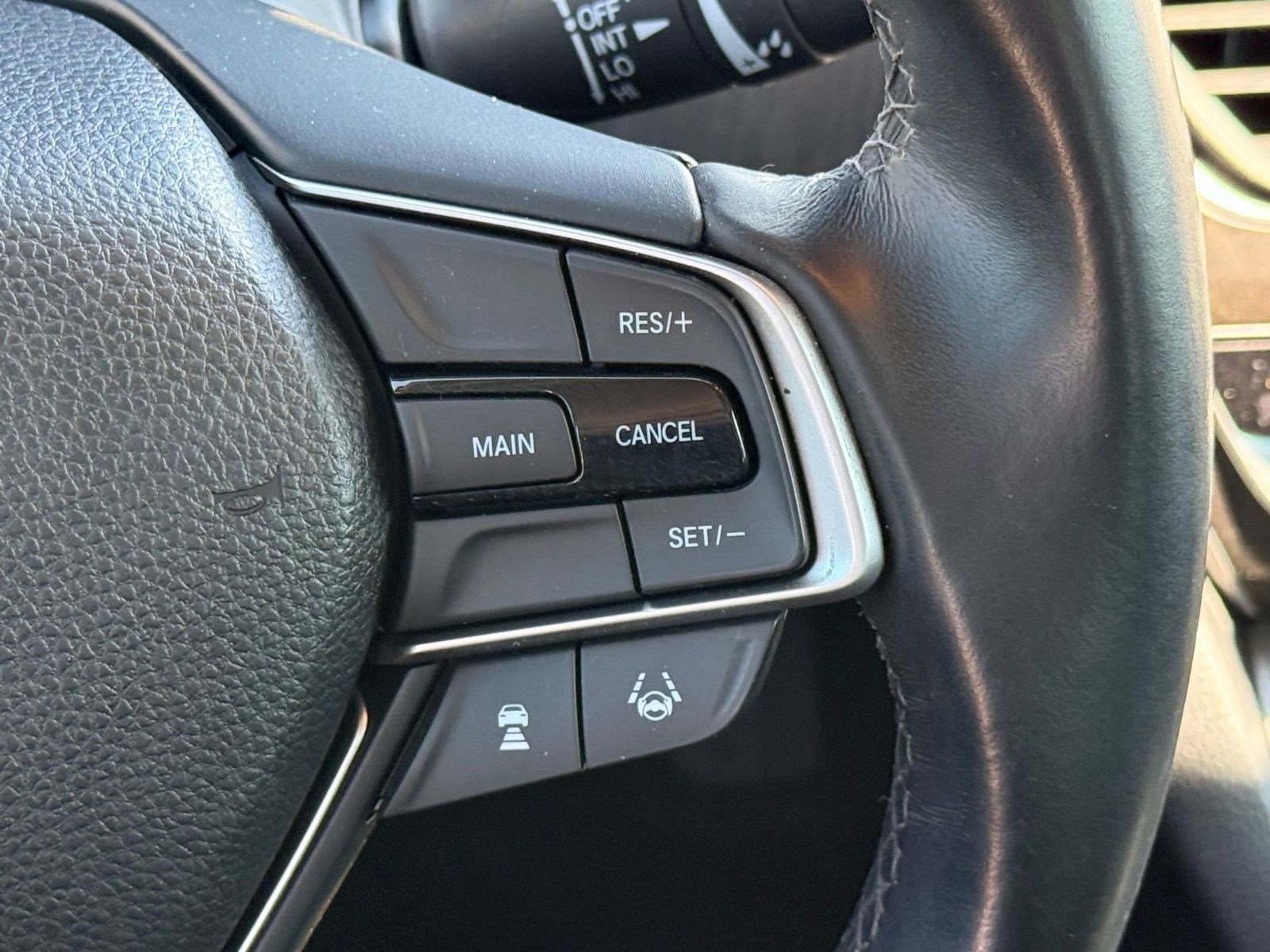 Used 2018 Honda Accord EX-L image 27