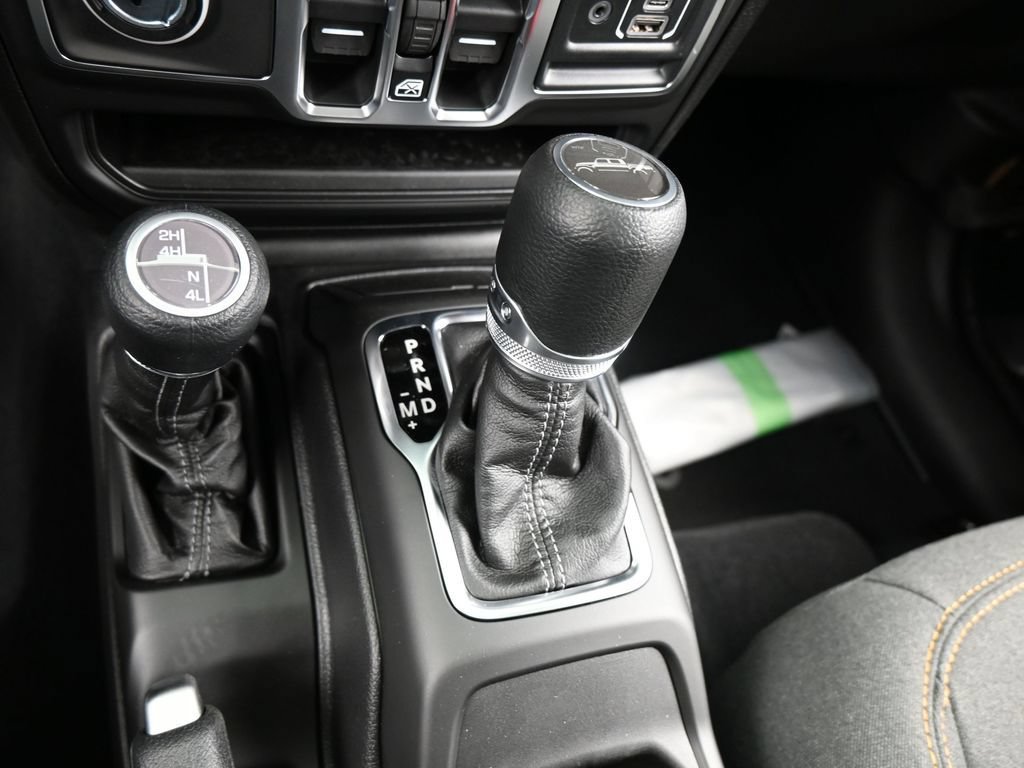 New 2026 Jeep Gladiator Sport AWD/4WD image 19