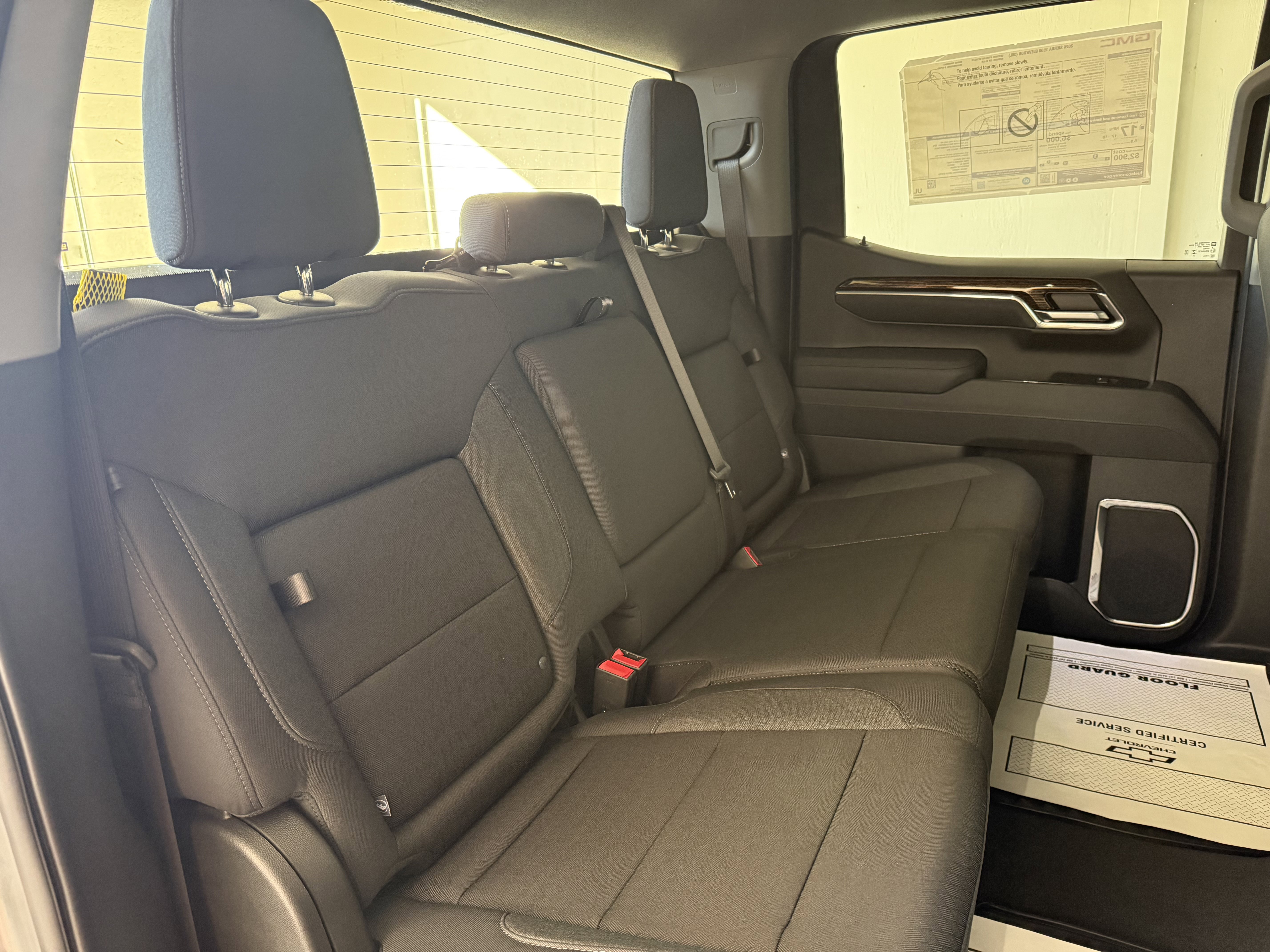 New 2026 GMC Sierra 1500 Elevation image 39