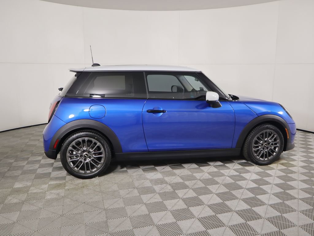 Certified 2025 MINI Cooper S image 4
