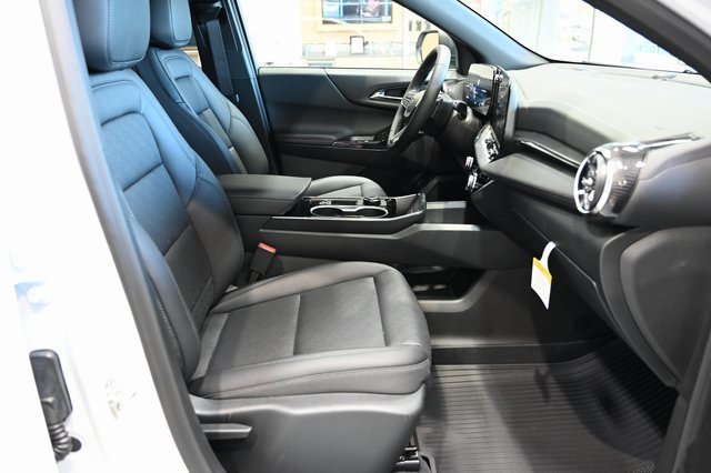 New 2026 Chevrolet Equinox LT w/ Convenience Package II image 10