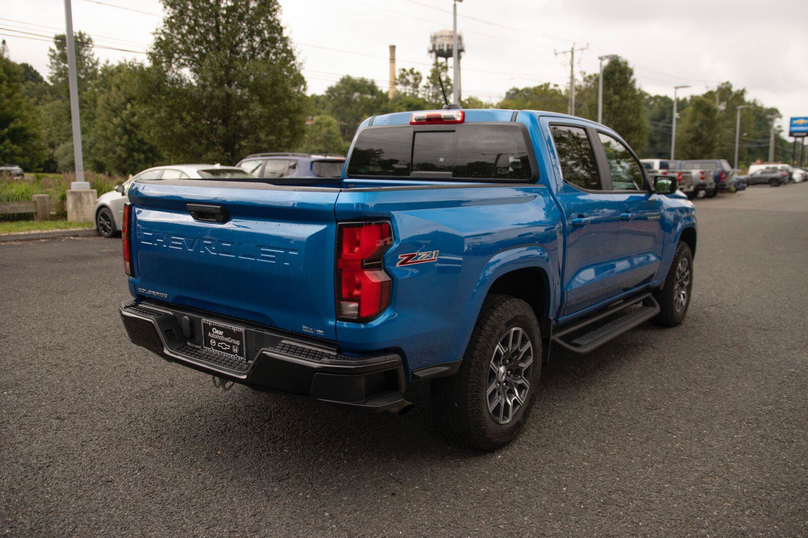 Used 2024 Chevrolet Colorado Z71 AWD/4WD image 20