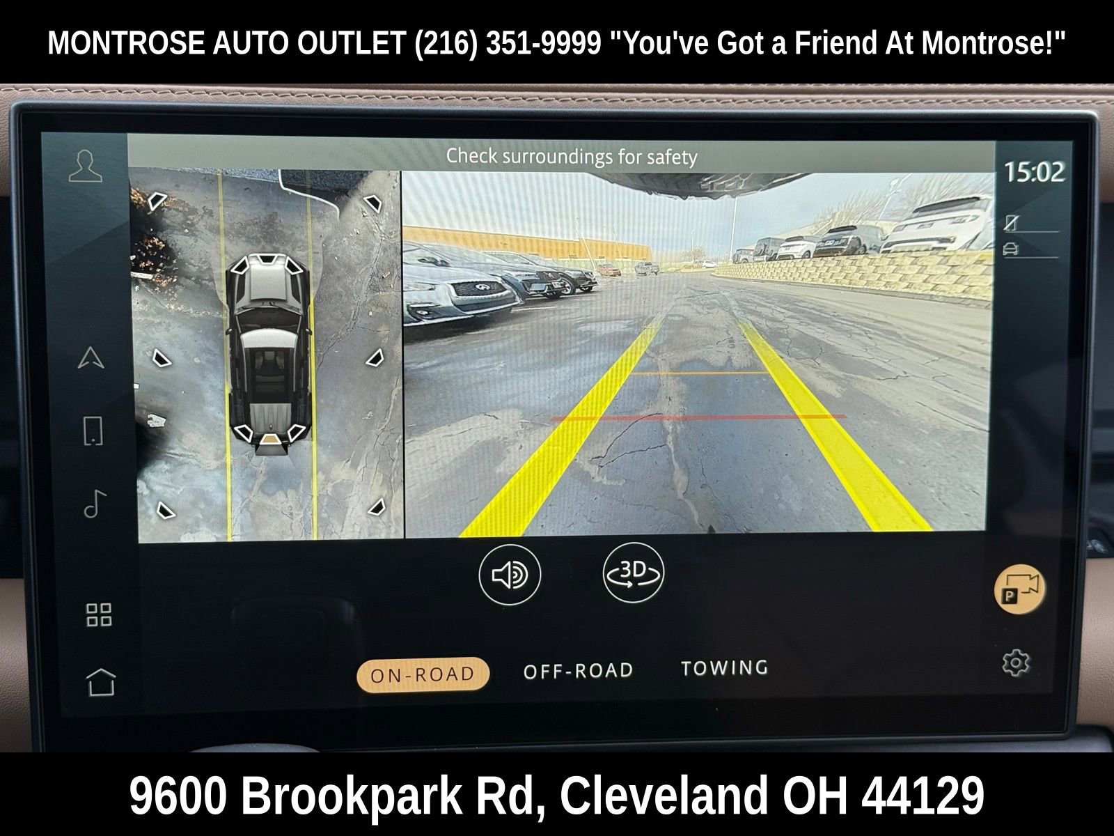 New 2026 Land Rover Defender 130 X-Dynamic SE image 38