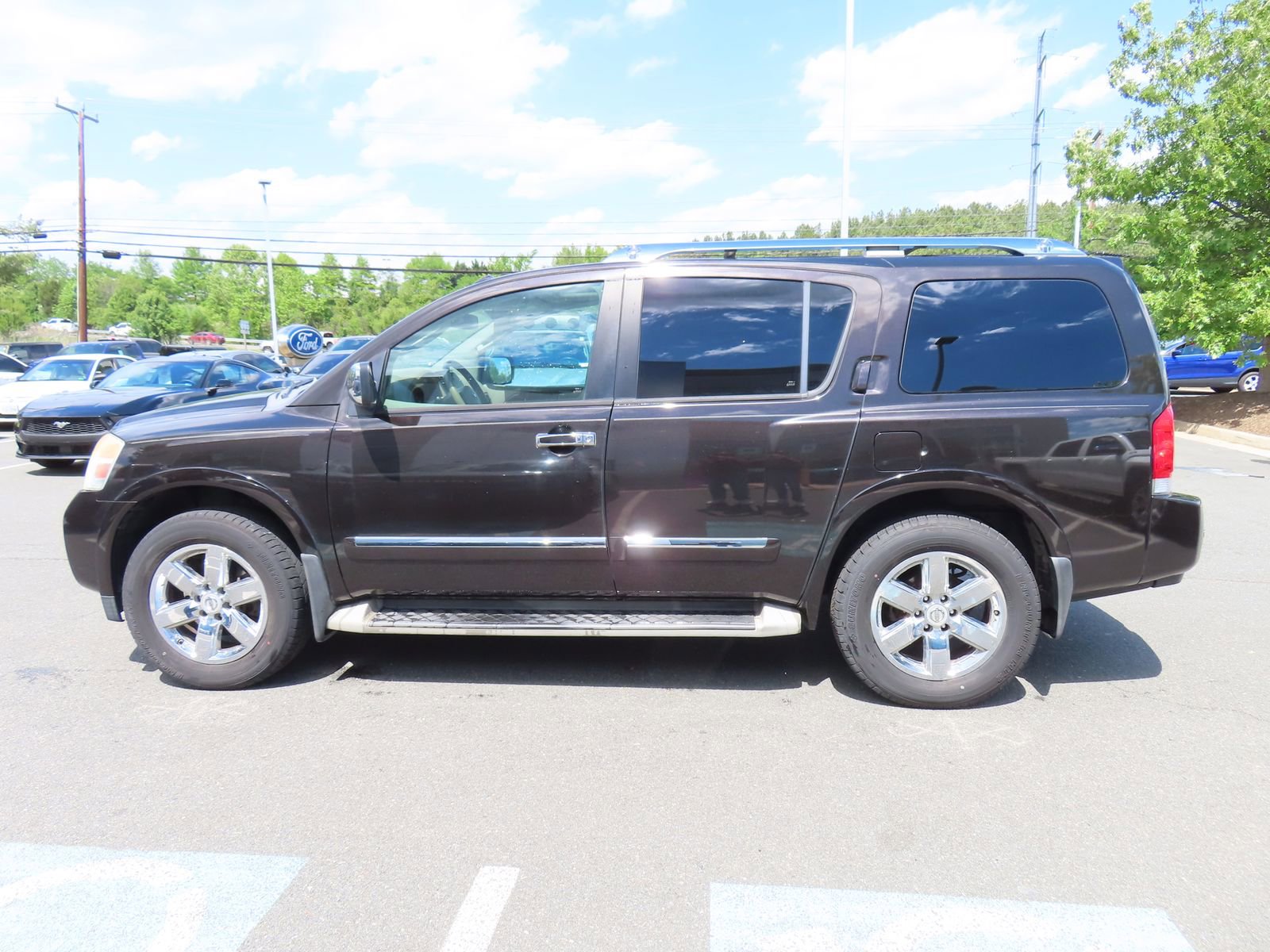 Used 2011 Nissan Armada Platinum AWD/4WD image 8