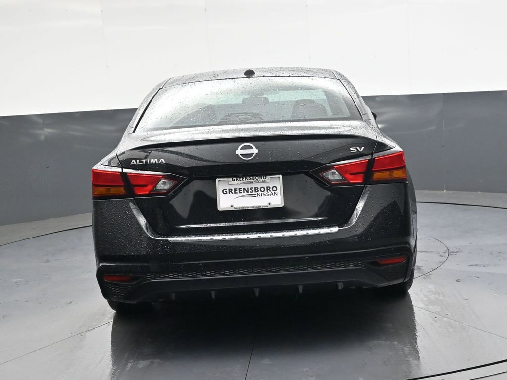 Used 2023 Nissan Altima 2.5 SV FWD image 4