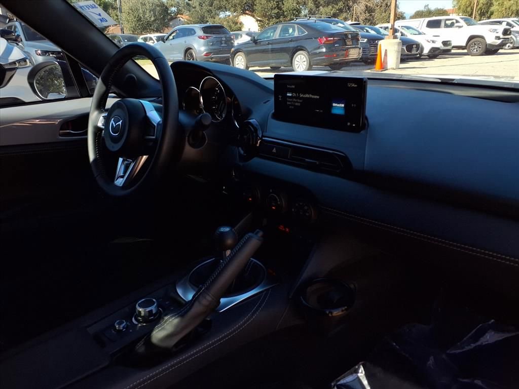 Certified 2024 MAZDA MX-5 Miata Club w/ Appearance Package image 21