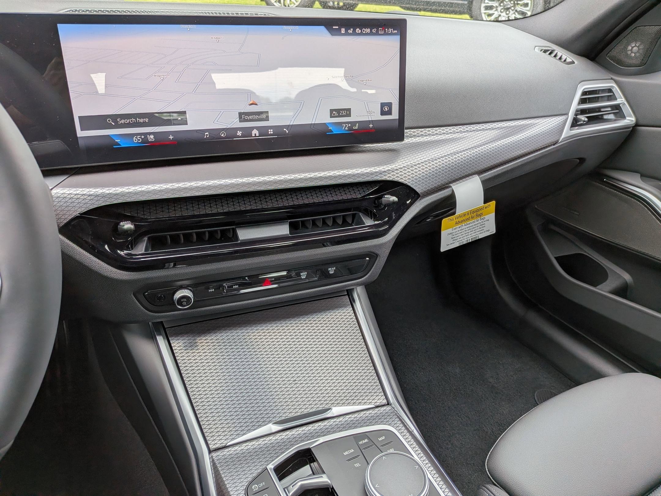 New 2026 BMW 330i Sedan w/ M Sport Package RWD image 22