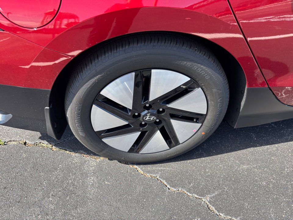 New 2025 Hyundai Ioniq 6 SE image 23