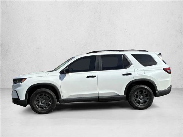 Used 2024 Honda Pilot TrailSport image 8