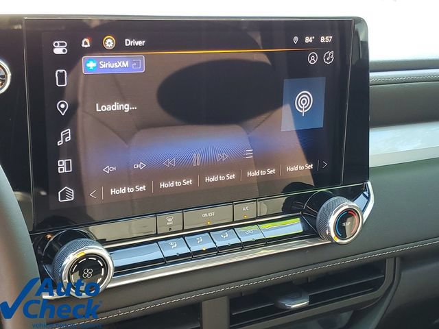 Used 2024 Chevrolet Colorado LT RWD image 24